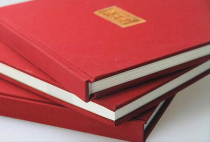 1569313656163778.jpg 精裝書2.jpg